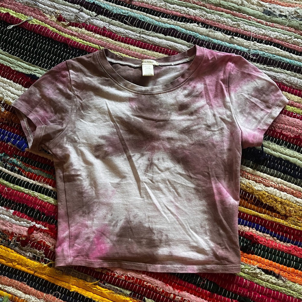 tie-dye baby tee